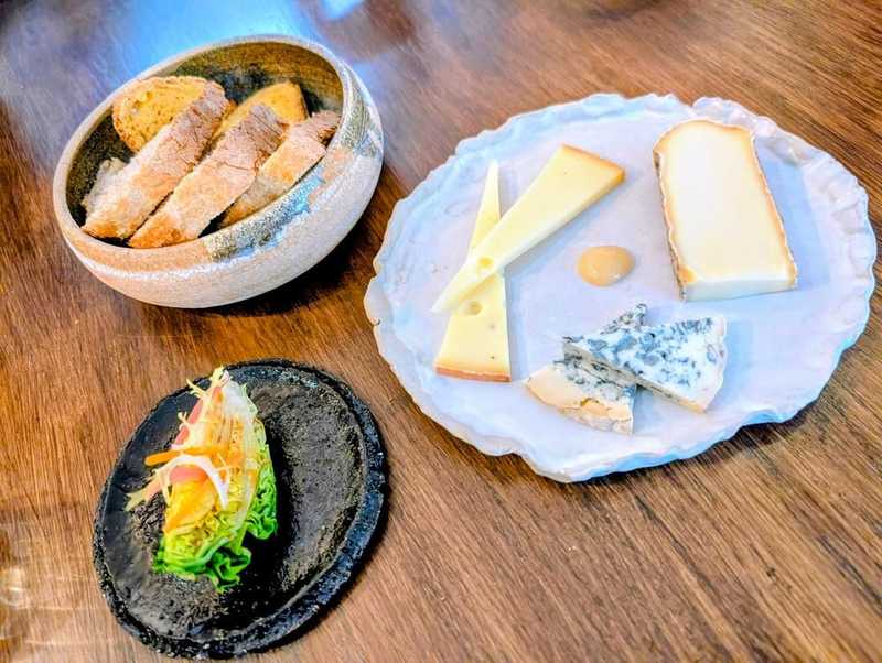 Ambos Restaurant - sub 2