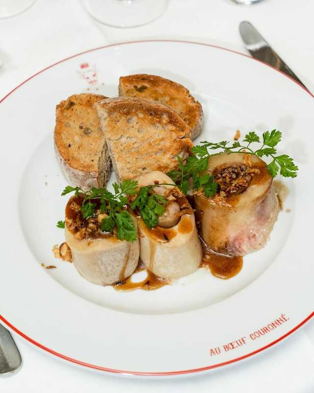 Plat et cadre du restaurant Au Bœuf Couronné Paris 19e - Photo 2