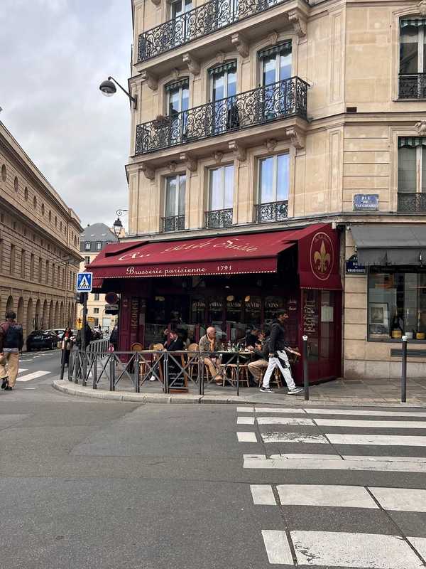 Au Petit Suisse - 4