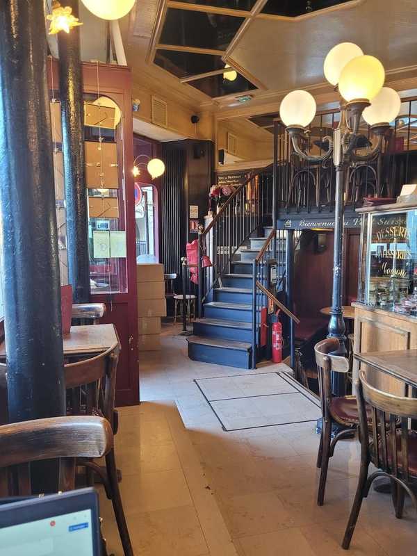 Au Petit Suisse - 5