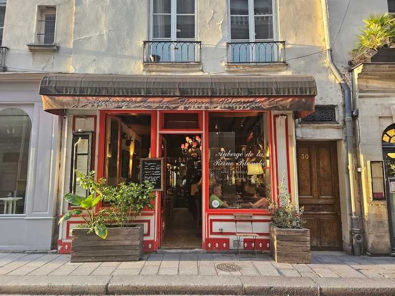 Plat et cadre du restaurant Auberge de la Reine Blanche Paris 4e - Photo 3