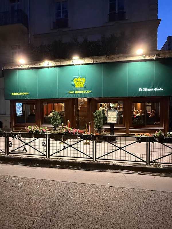 Berkeley Garden grill & bar