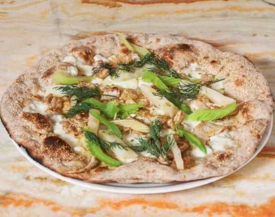 Plat et cadre du restaurant Bonvivant Pizza Paris 5e - Photo 2