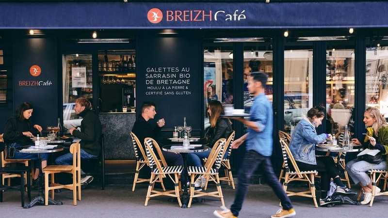 Restaurant Breizh Café Abbesses | La Crêpe Autrement à Paris 18e
