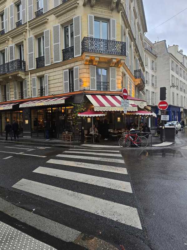 Café Varenne - 6