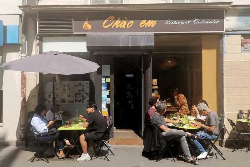 Chào em
