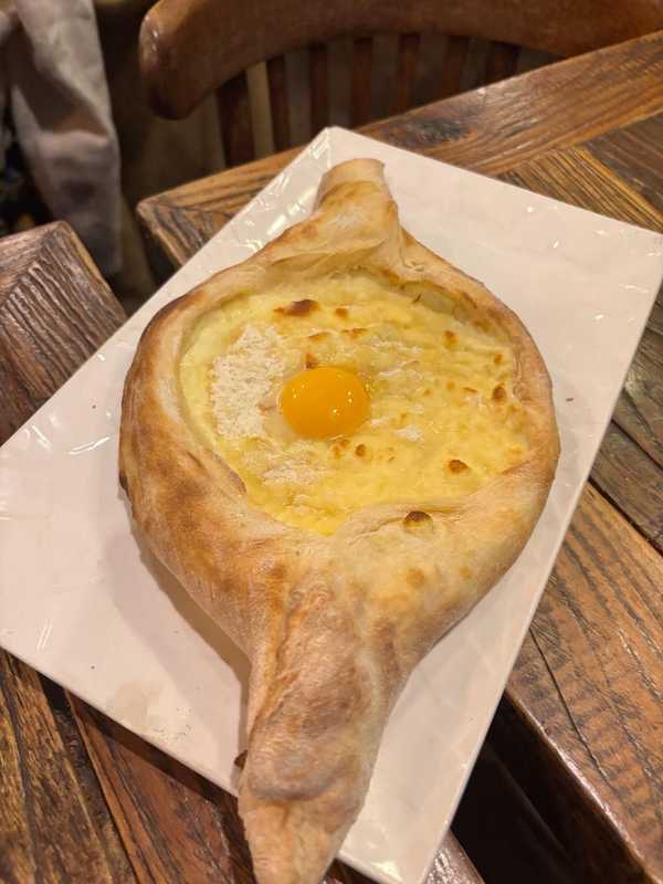 Plat et cadre du restaurant Colchide Paris 18e - Photo 3