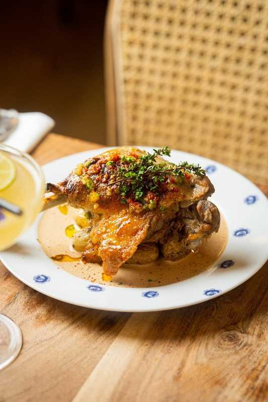 Plat et cadre du restaurant Comptoir d'Antan Paris 18e - Photo 2