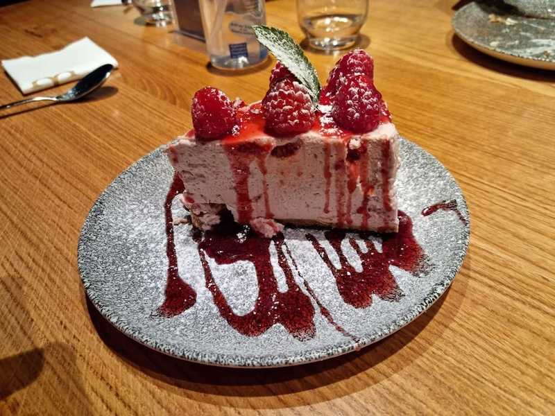 Plat et cadre du restaurant Guillaume Grasso Paris 15e - Photo 3
