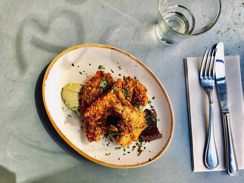Plat et cadre du restaurant Harper's Paris 15e - Photo 2