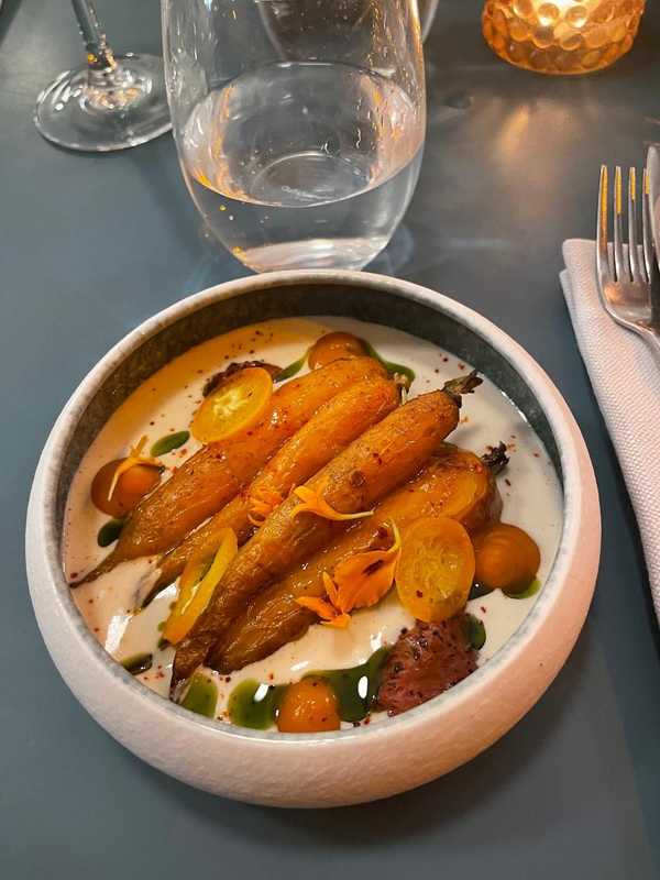 Plat et cadre du restaurant HEBE restaurant Paris 5e - Photo 3