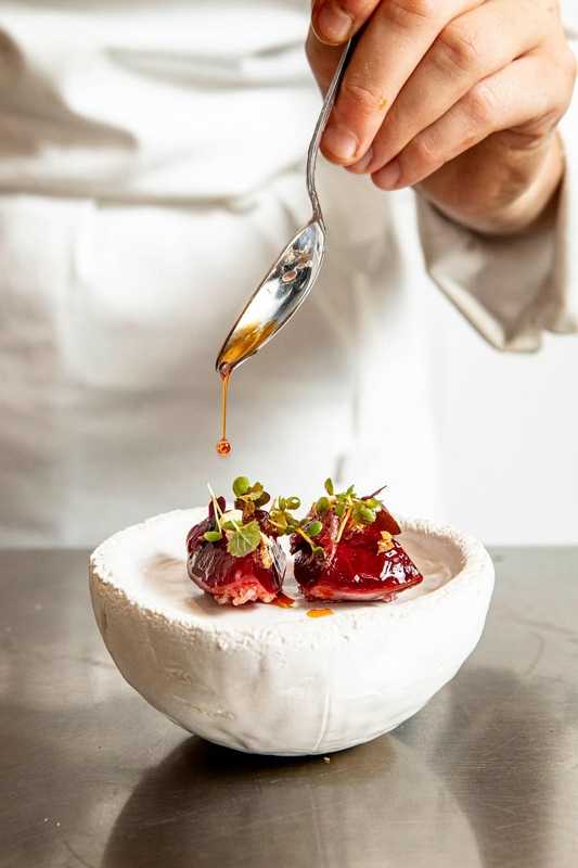 Plat et cadre du restaurant L’Abysse Paris 8e - Photo 2