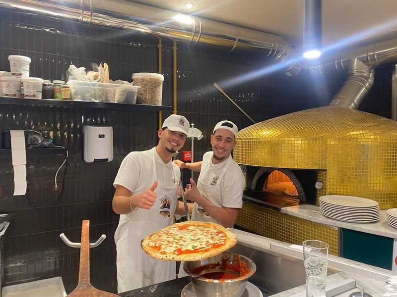 L'Antica Pizzeria Da Michele - 7