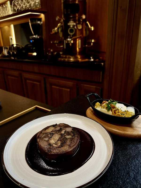 Plat et cadre du restaurant L’Antre Amis Paris 15e - Photo 3