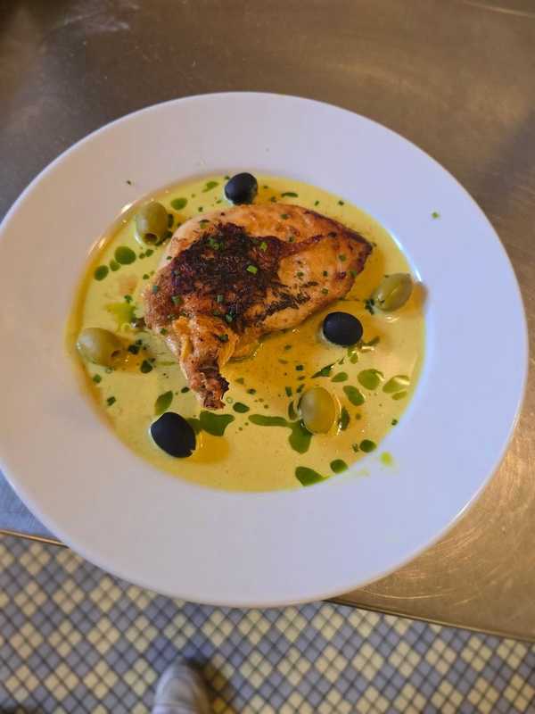 Plat et cadre du restaurant La Cantine de la Cigale Paris 18e - Photo 2