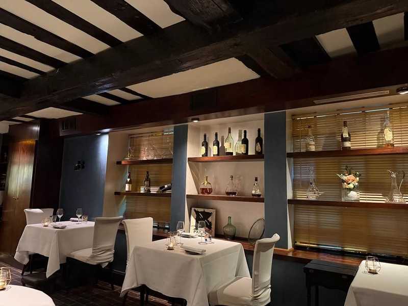 Plat et cadre du restaurant La Truffière Paris 5e - Photo 2