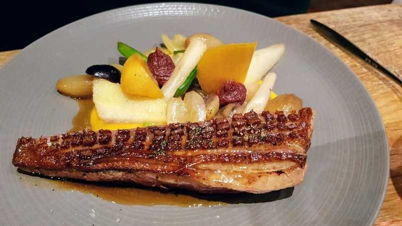 Plat et cadre du restaurant La Véraison Paris 15e - Photo 3