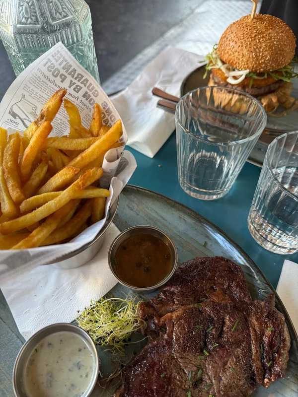 Restaurant La Villa Gambetta ( ) Paris 20e - Photo 4