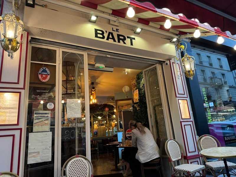 Restaurant Le B'Art () à Paris 18e - Photo et Menu