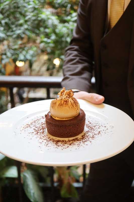 Plat et cadre du restaurant Le Café du Commerce Paris 15e - Photo 3