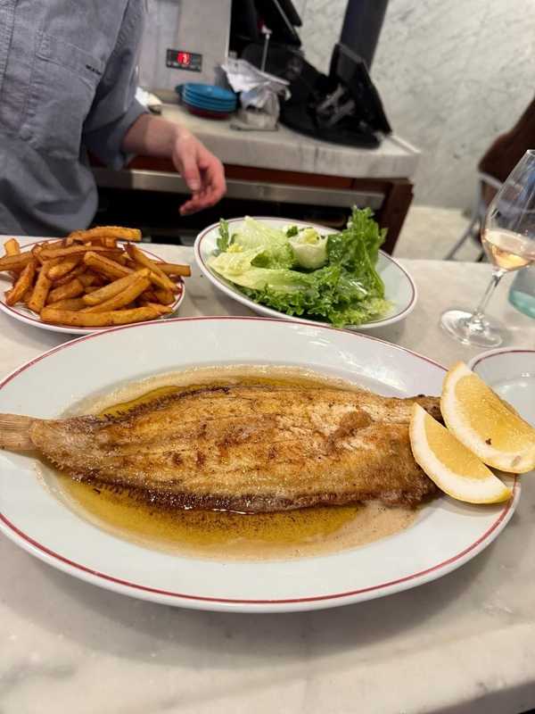 Le Dauphin - sub 1