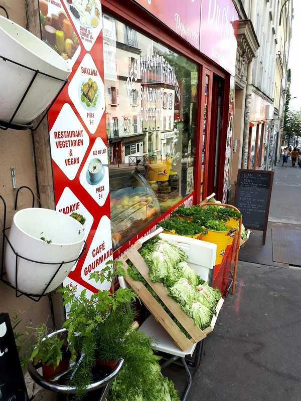 Restaurant Le Mezze du chef çig köfte (bistrot) à Paris 20e - Restaurants chills chill dans le 20e