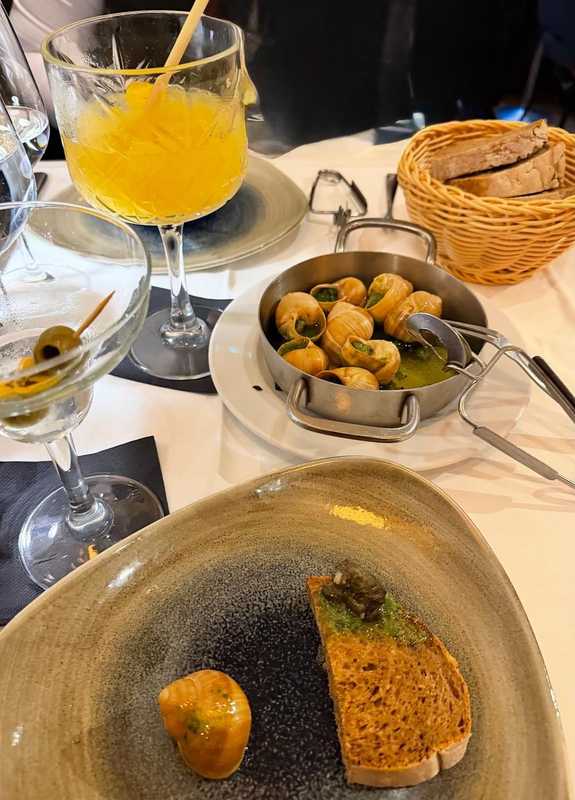 Restaurant Le Moulin de la Galette Paris 18e - Photo 6