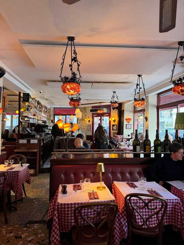 Plat et cadre du restaurant Le P’tit Canon Paris 17e - Photo 3
