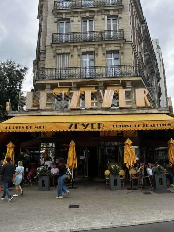 Le Zeyer