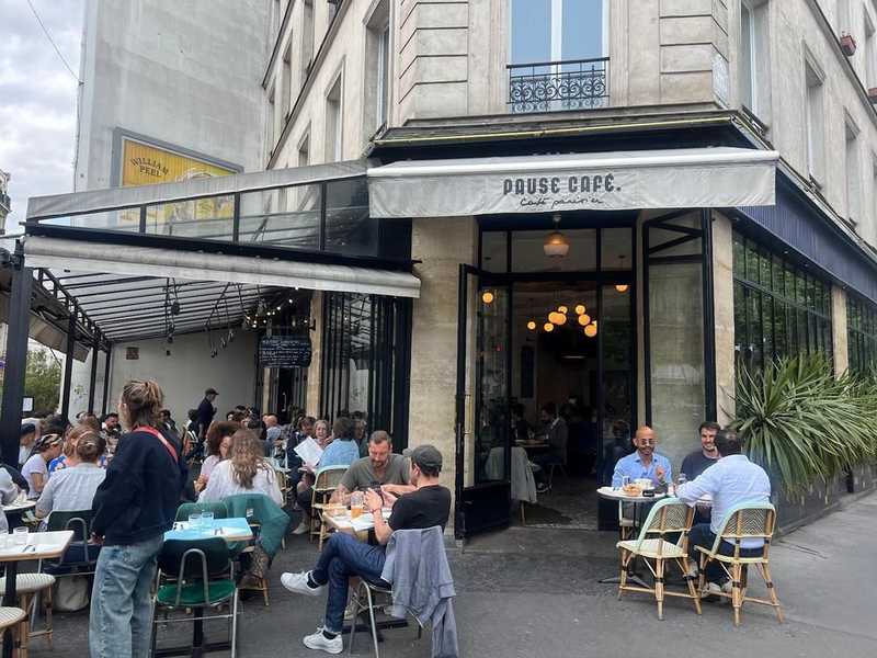 Le Pause Café - sub 2