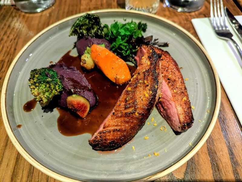Plat et cadre du restaurant Restaurant L'Insoumise Paris 15e - Photo 3