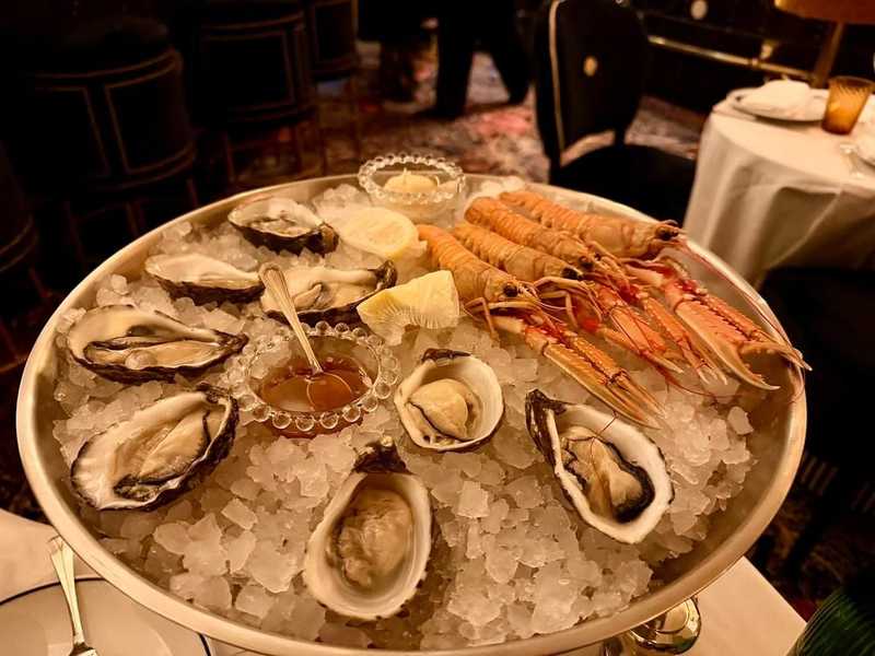 Plat et cadre du restaurant Restaurant Prunier Paris 16e - Photo 3