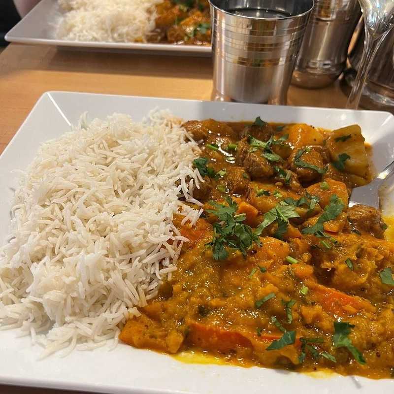 Plat et cadre du restaurant Singh Paris 5e - Photo 3