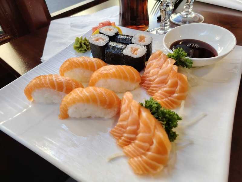 Sushi Sashi ( Okasushi ) - 4