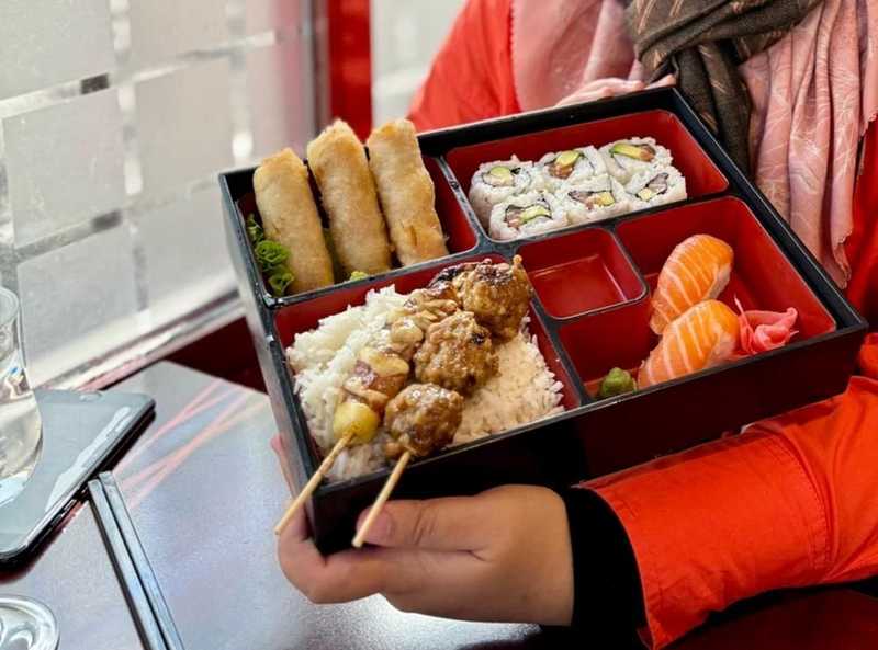 Sushi Sashi ( Okasushi ) - 6