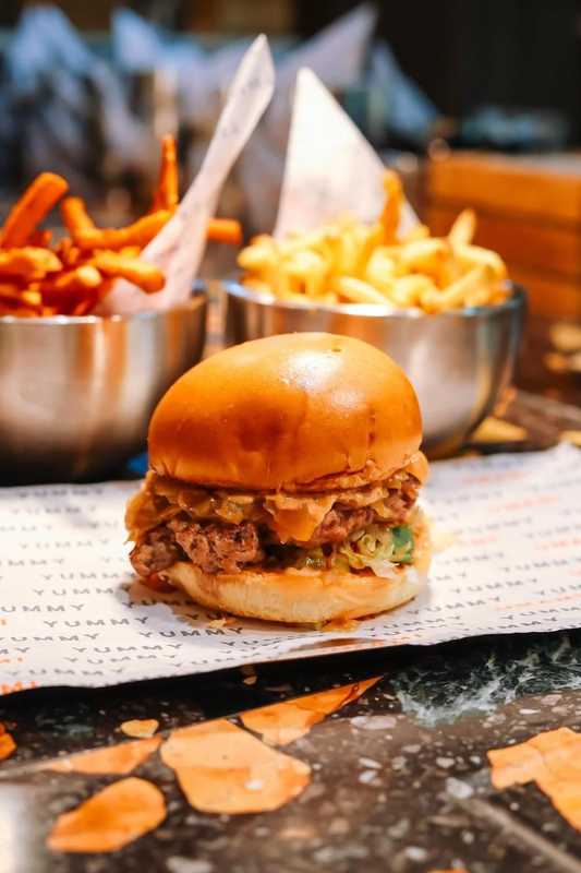 Umami Burger - 4